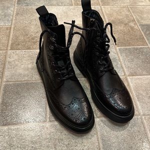 Karl lagerfield mens wingtip boots size 8.5 41.5 EU